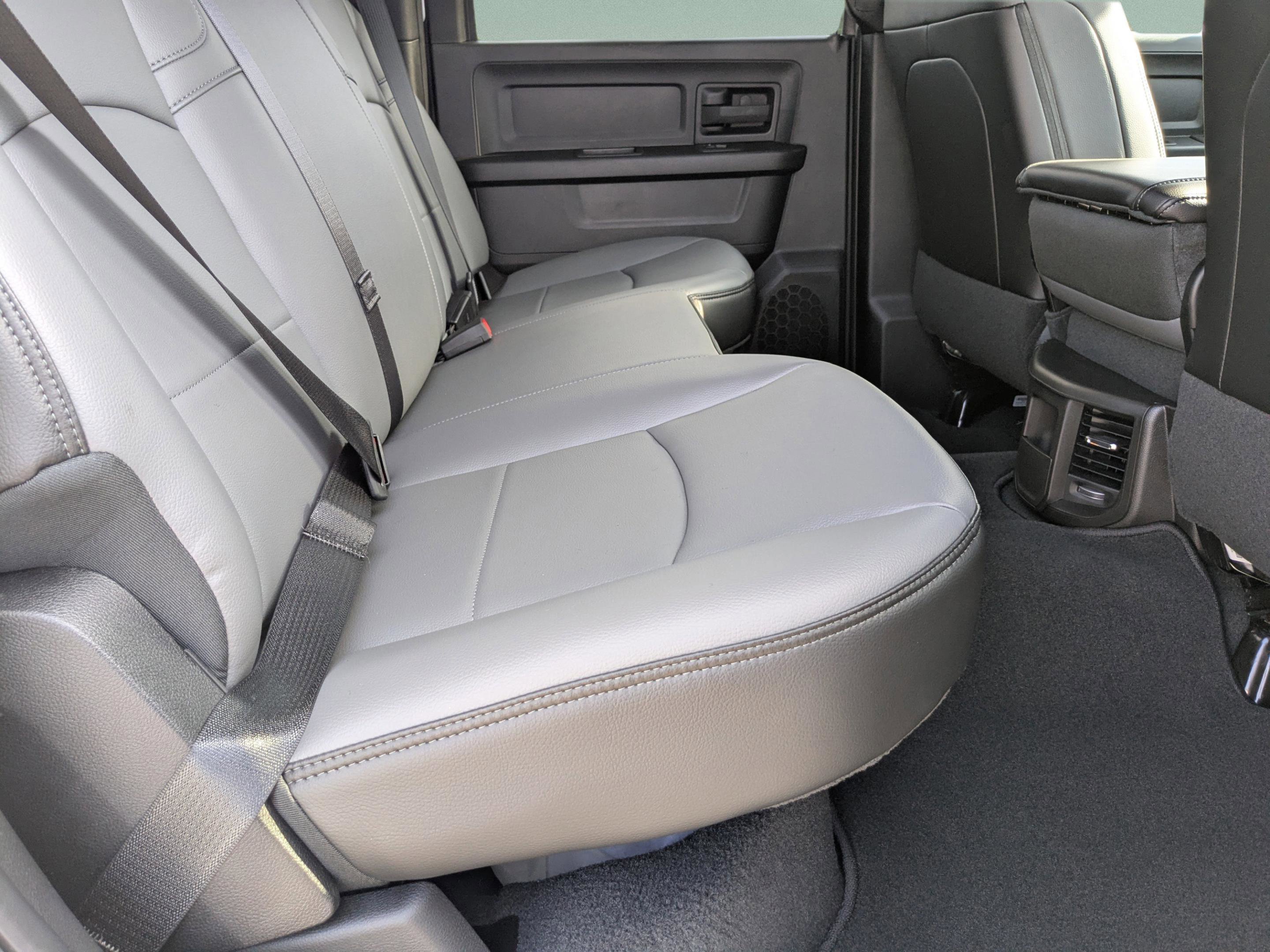 2025 Ram 3500 Tradesman photo 11