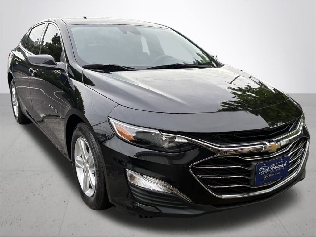2020 Chevrolet Malibu LS photo 5