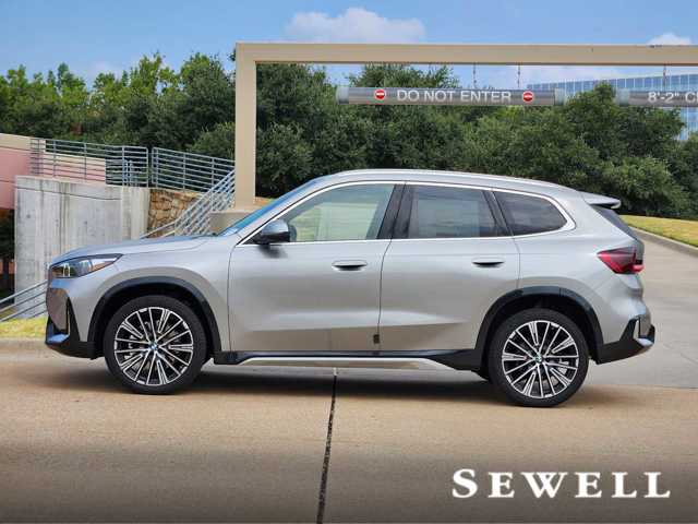 2025 Bmw X1 XDrive28i photo 2