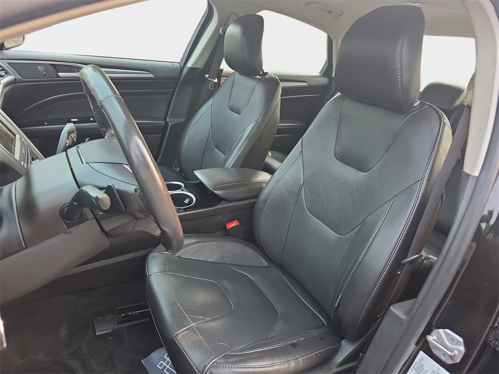 2014 Ford Fusion Titanium photo 10