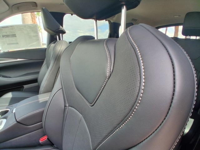 2026 Infiniti QX60 Luxe photo 17