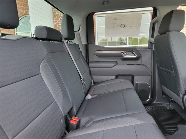 2025 Chevrolet Silverado 1500 LT photo 13
