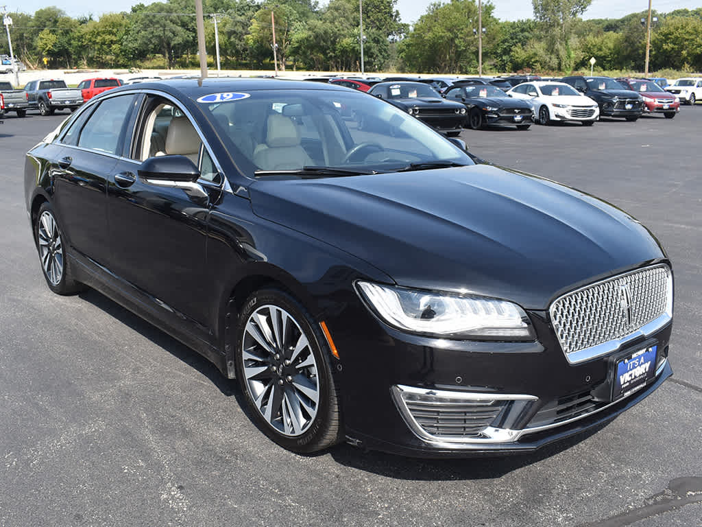 2019 Lincoln MKZ Reserve photo 13