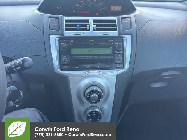 2008 Toyota Yaris Base photo 12