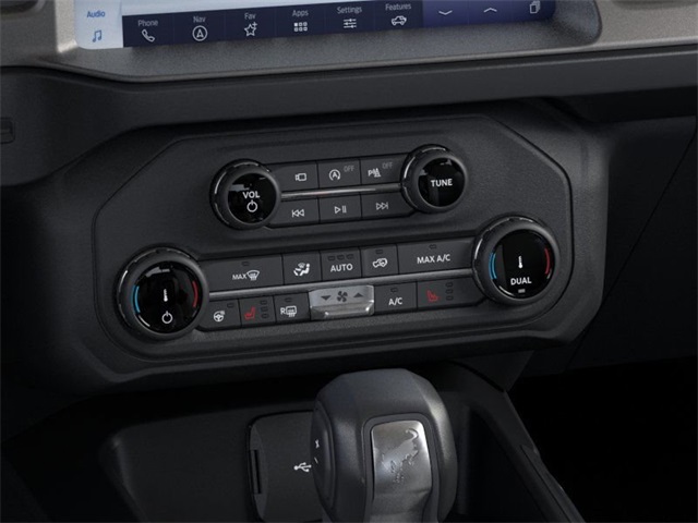 2025 Ford Bronco Outer Banks photo 16
