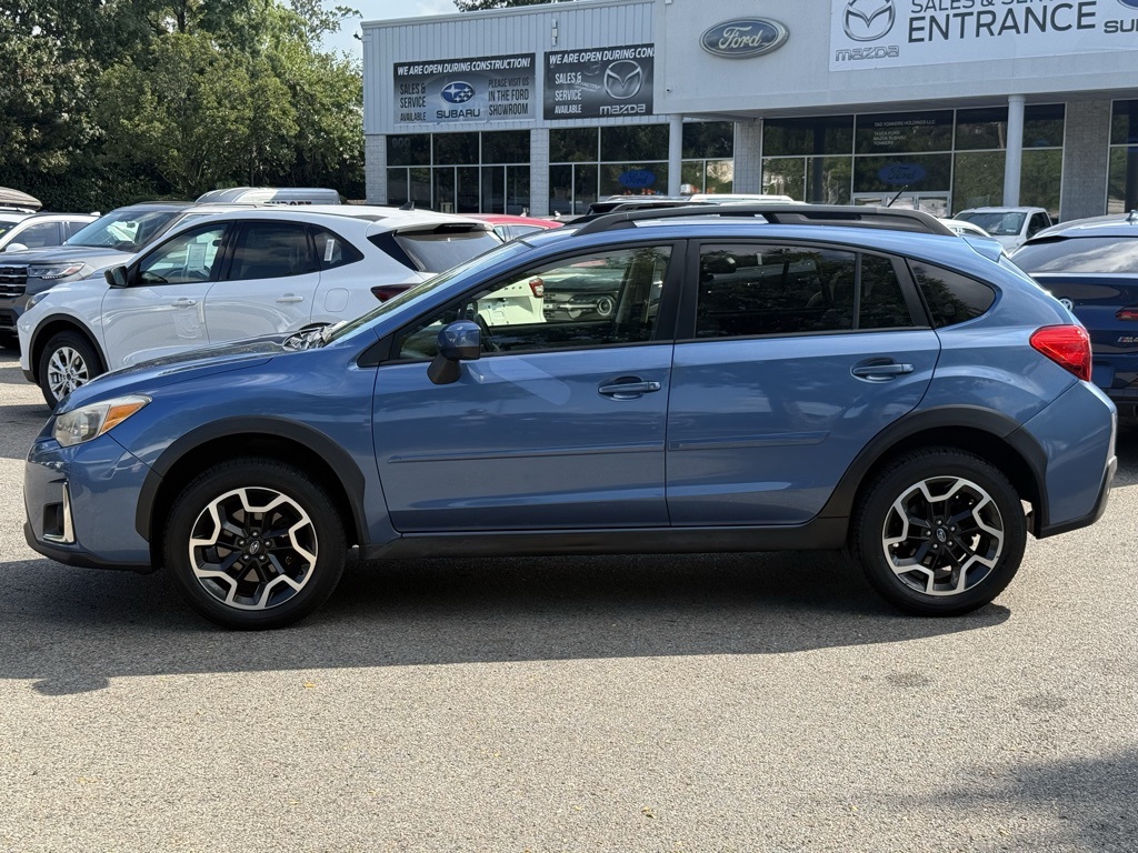 2016 Subaru Crosstrek 2.0i Premium photo 9