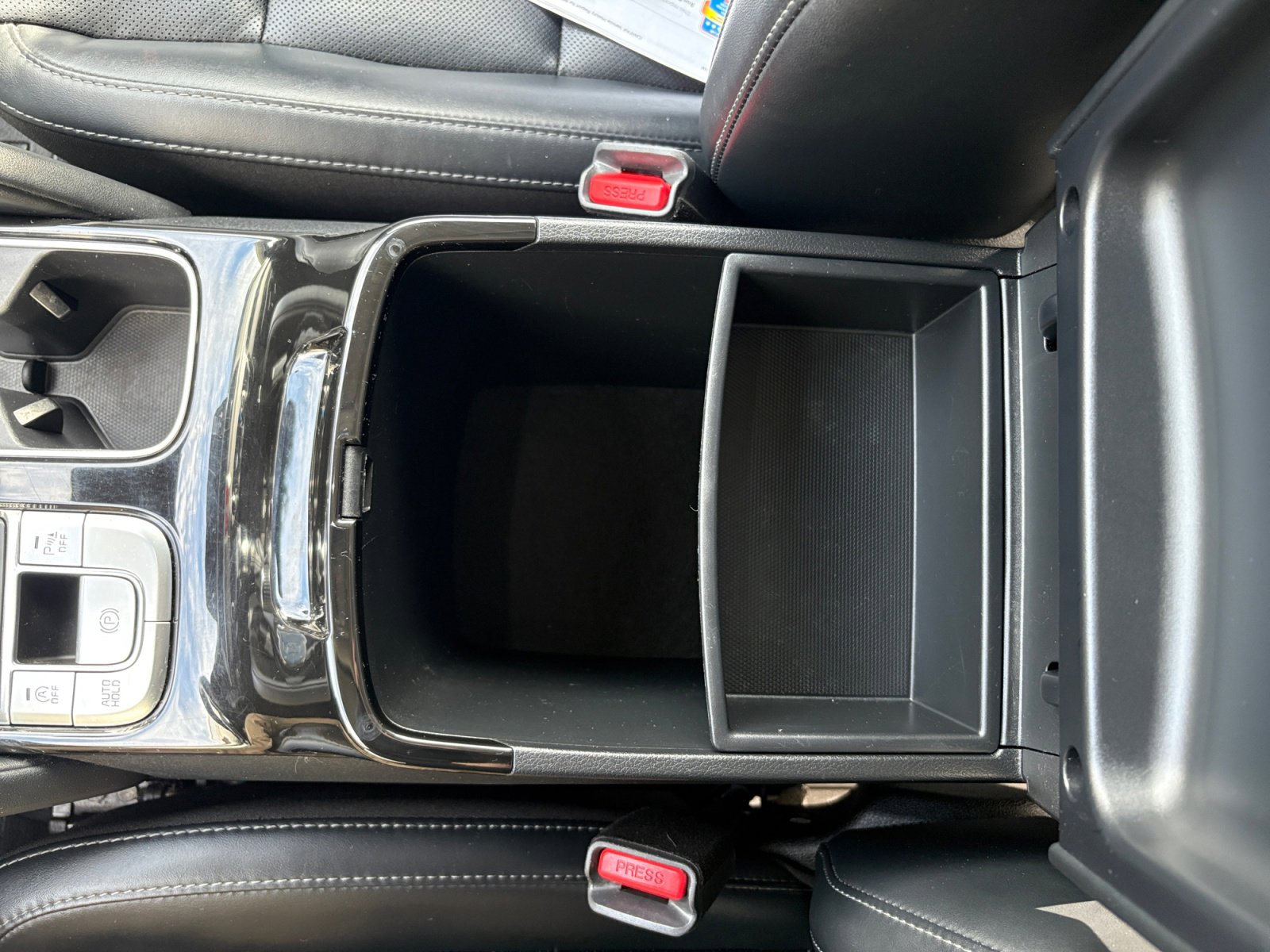 2020 Kia Telluride S photo 14