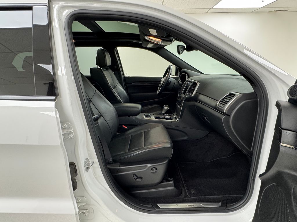 2018 Jeep Grand Cherokee High Altitude photo 14