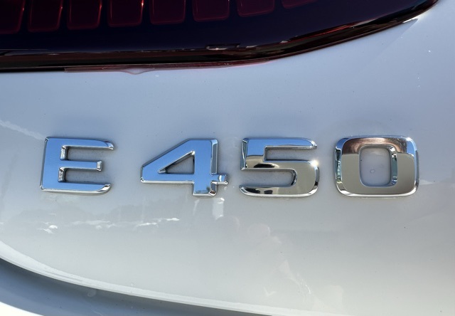 2023 Mercedes Benz E 450 4MATIC photo 9