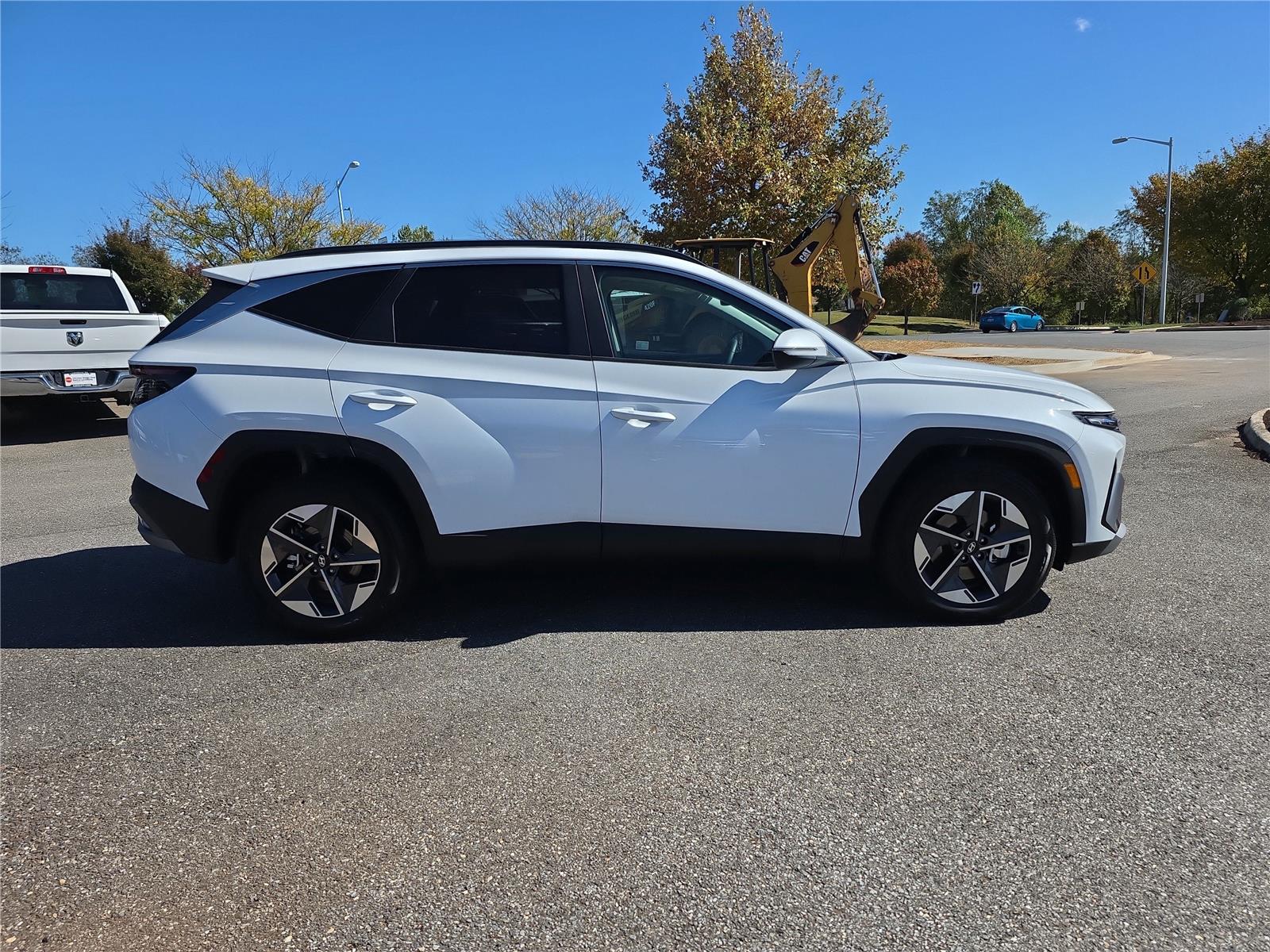 2025 Hyundai Tucson Hybrid SEL Convenience photo 2