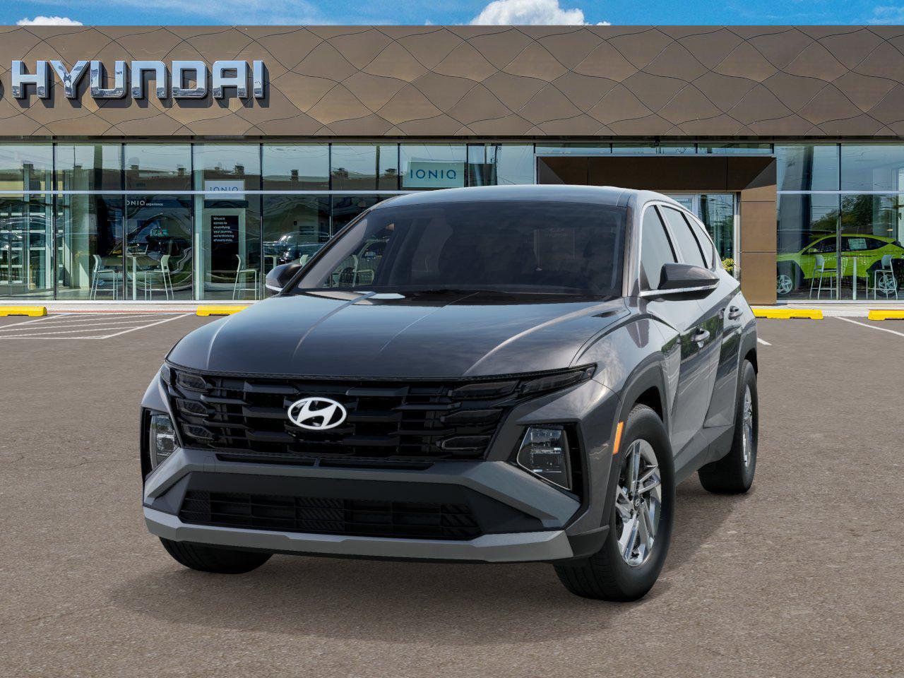 2026 Hyundai Tucson SE photo 4