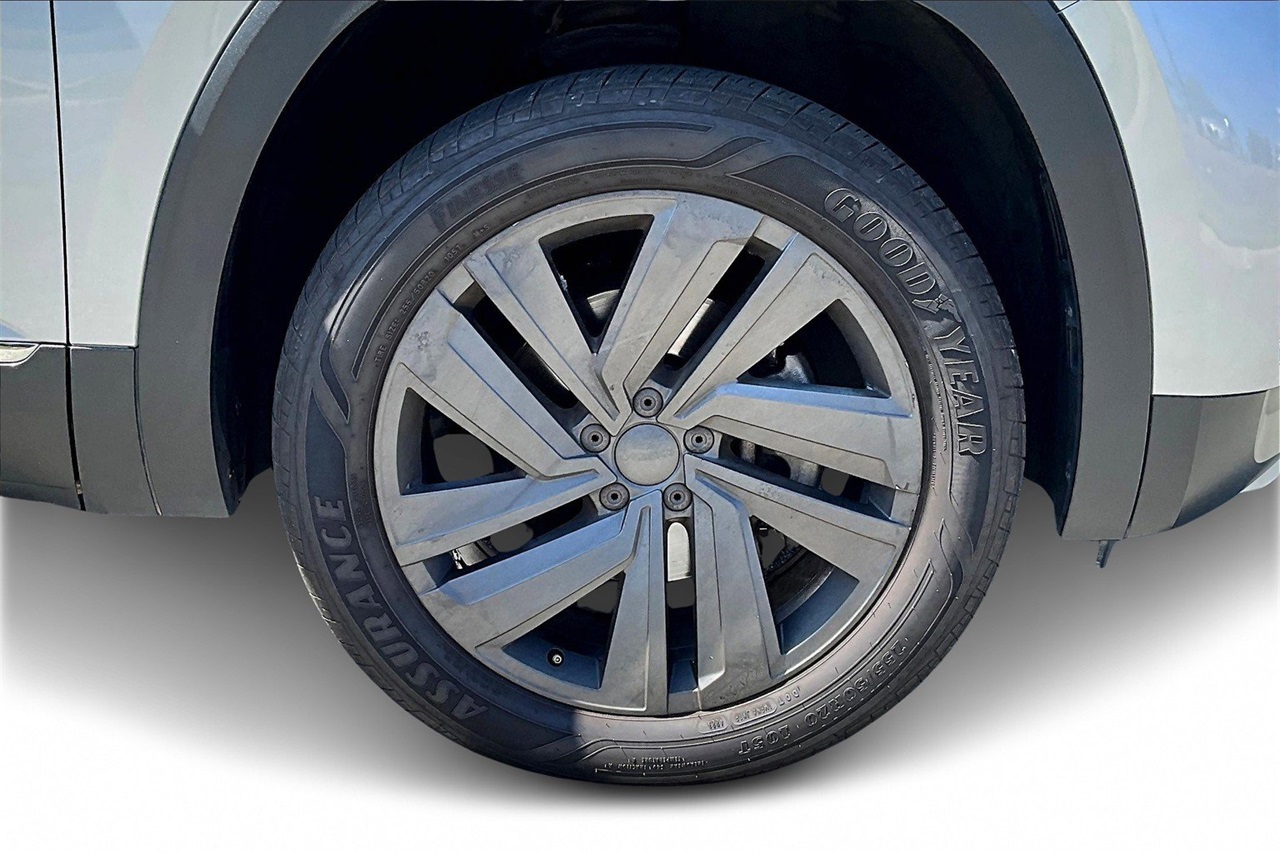 2021 Volkswagen Atlas SEL photo 31