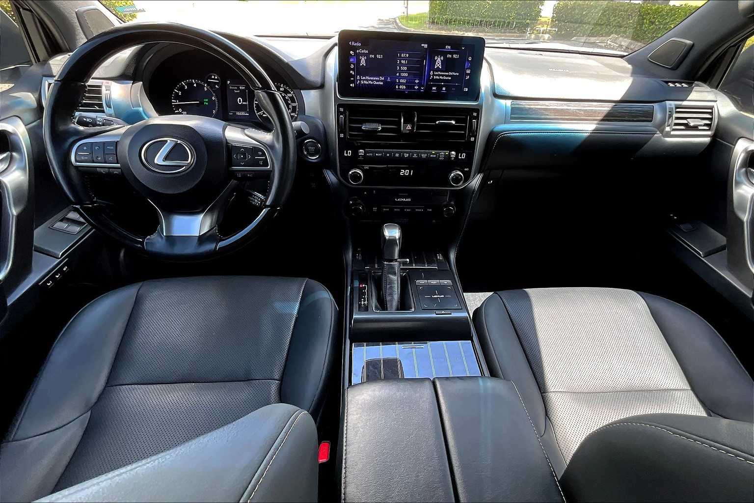 2023 Lexus GX 460 Premium photo 15