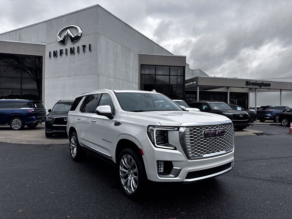 2024 GMC Yukon Denali's photo