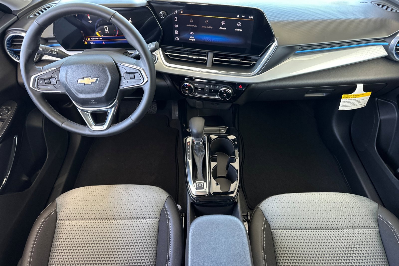 2025 Chevrolet Trax photo 12