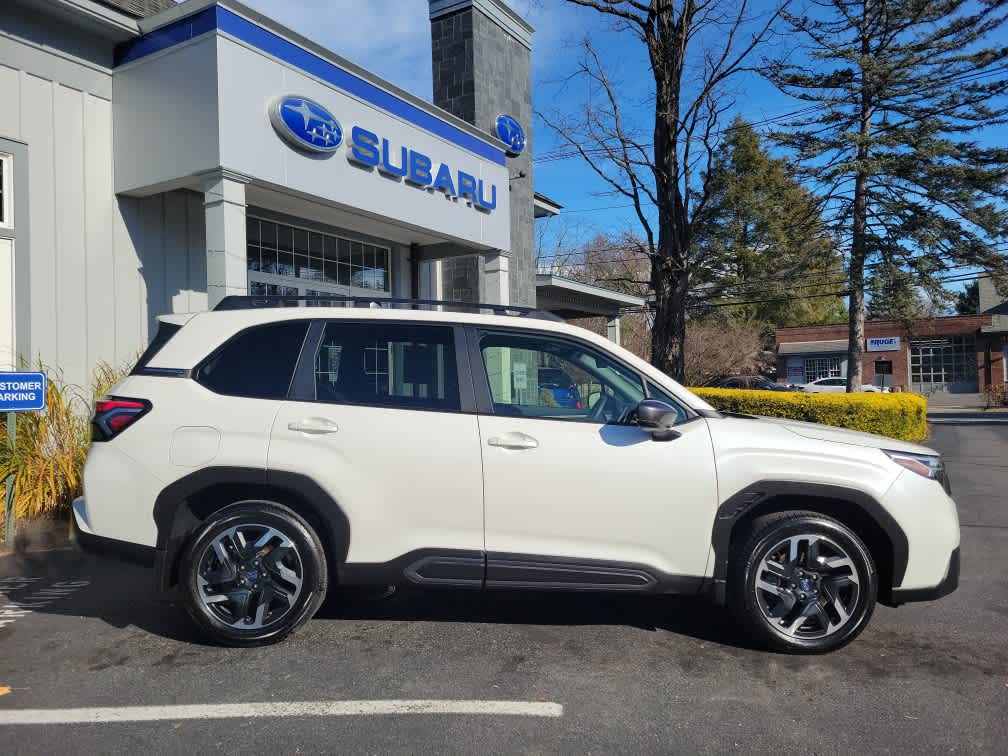 2025 Subaru Forester Limited photo 2