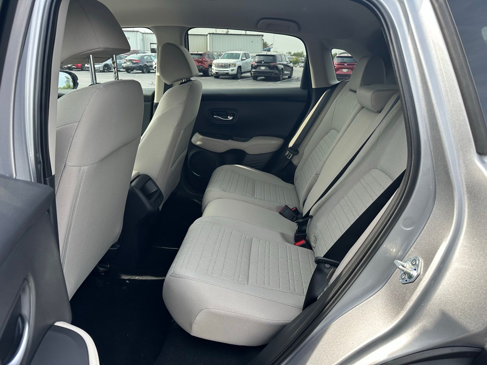 2026 Honda HR-V LX photo 15
