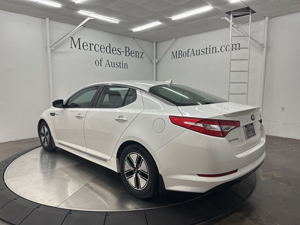 2013 Kia Optima Hybrid LX photo 4