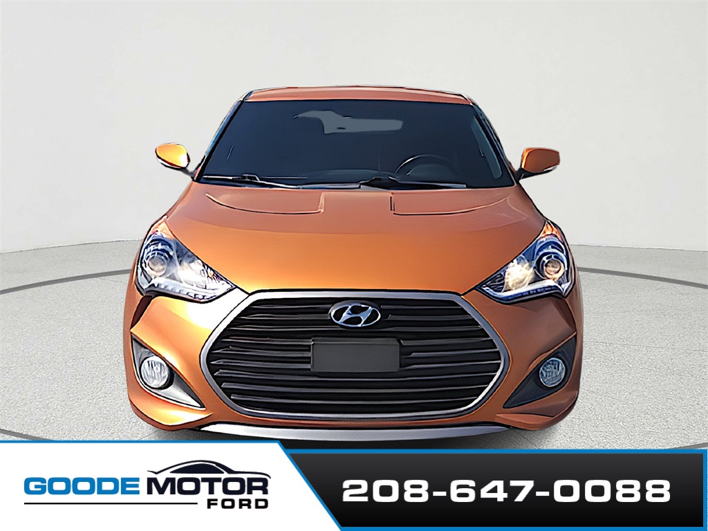 2016 Hyundai Veloster Turbo photo 2