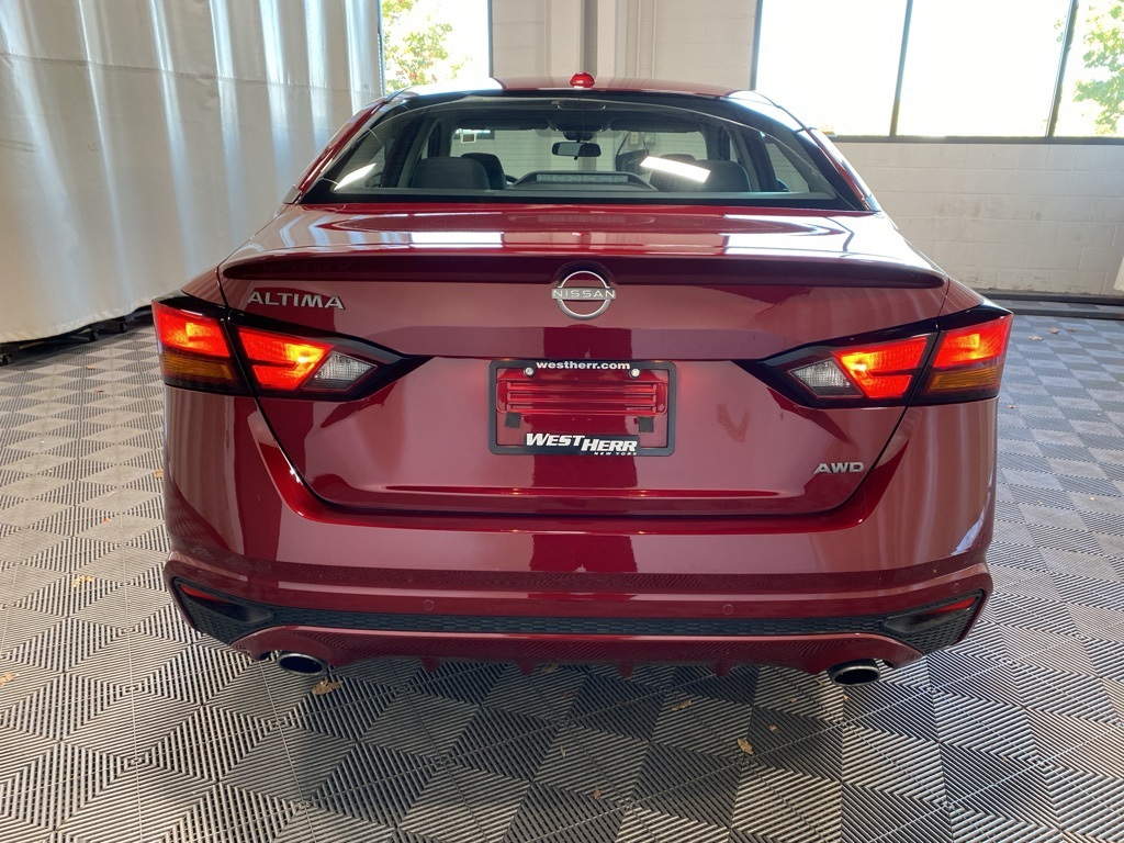 2025 Nissan Altima 2.5 SV photo 6