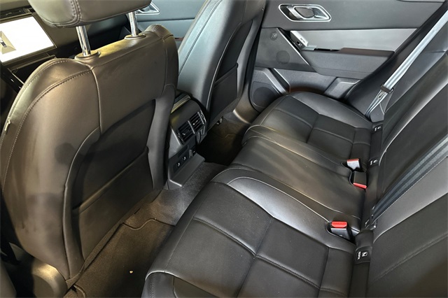 2024 Land Rover Range Rover Velar SE photo 11