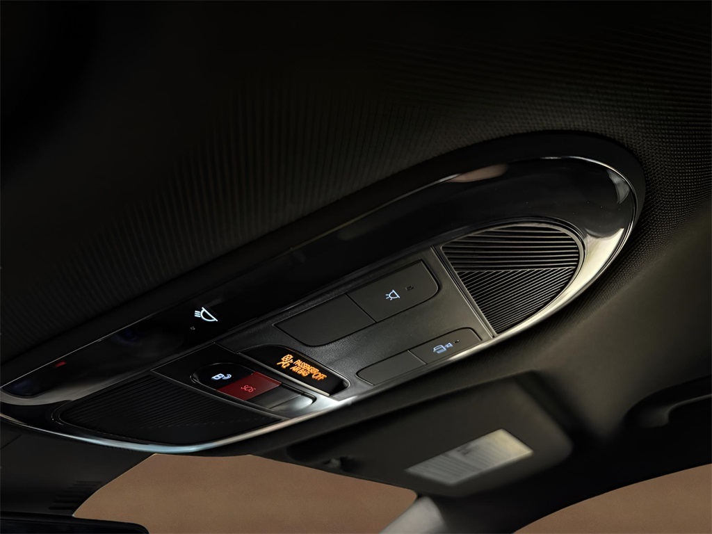 2025 Hyundai Ioniq 5 SEL photo 15