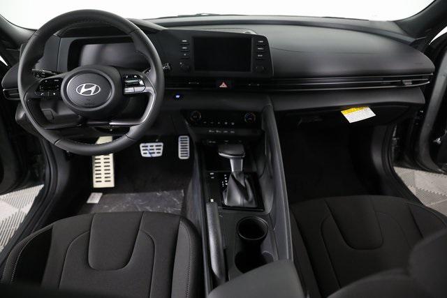 2025 Hyundai Elantra SEL Sport photo 21