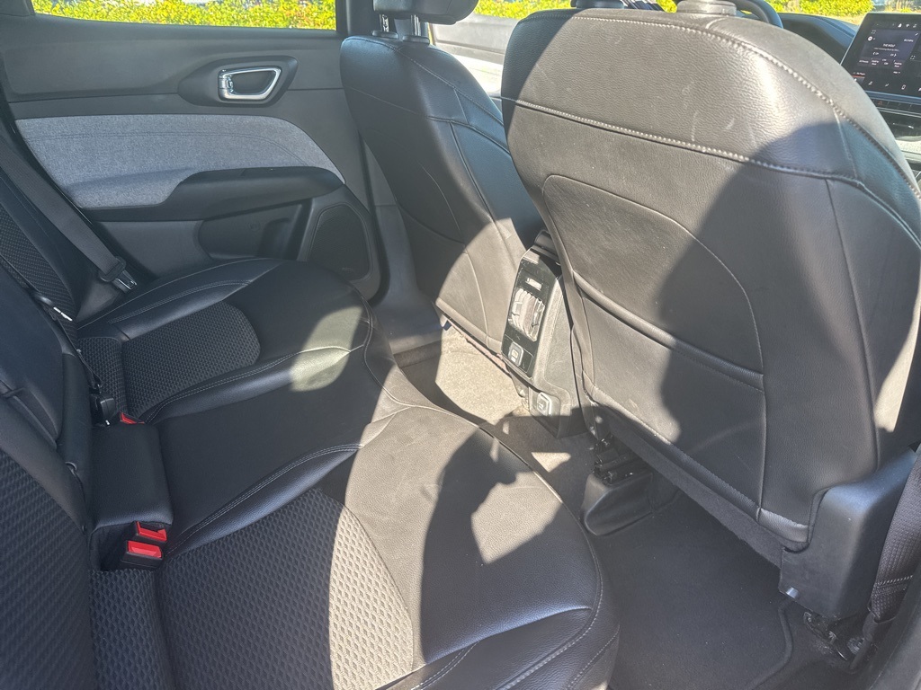 2024 Jeep Compass Latitude photo 25