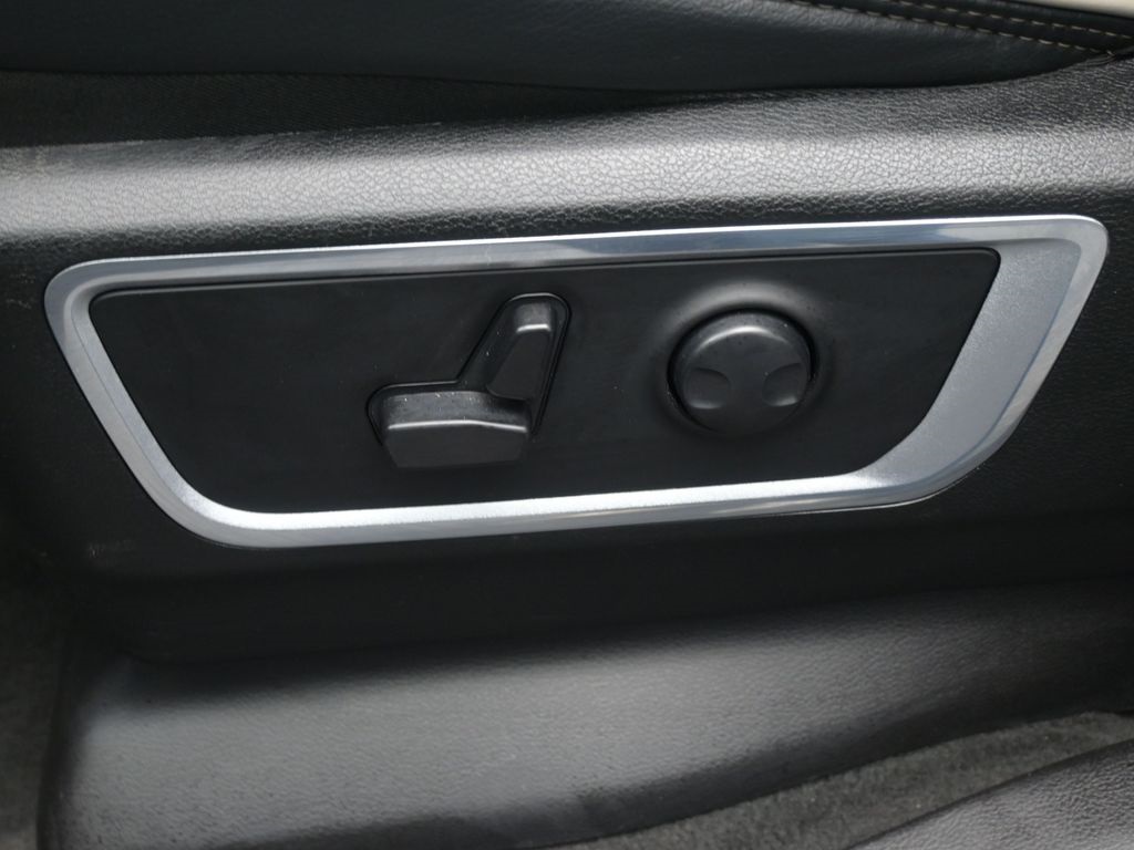 2023 Ram 1500 Laramie photo 19