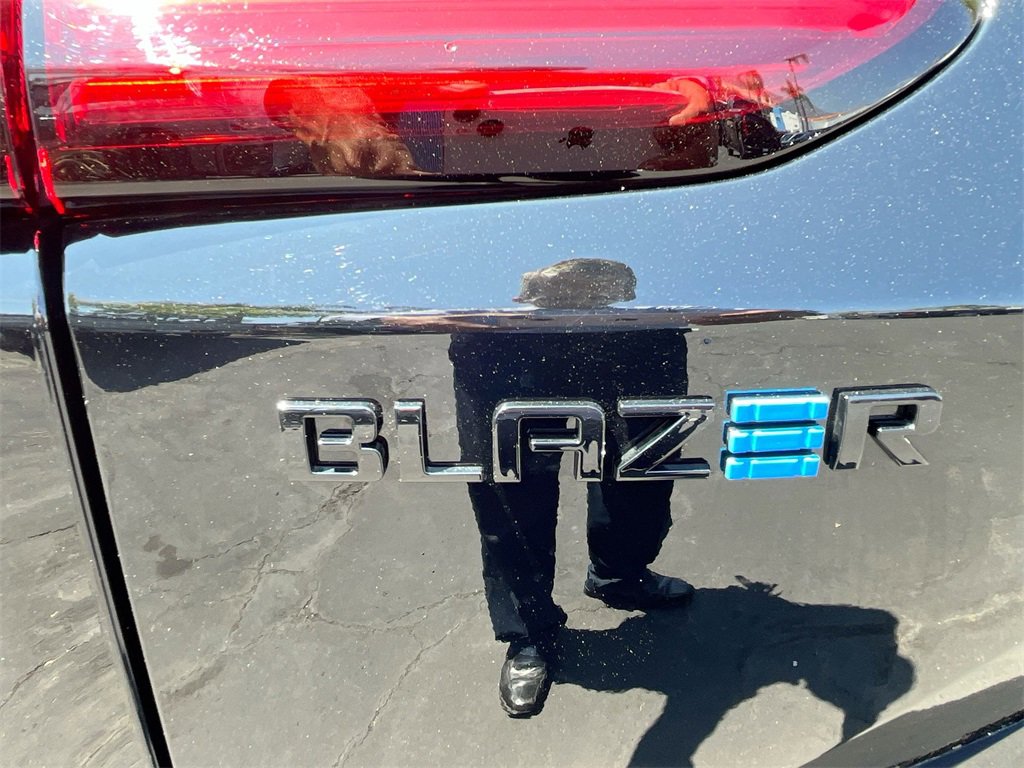 2025 Chevrolet Blazer EV RS photo 28