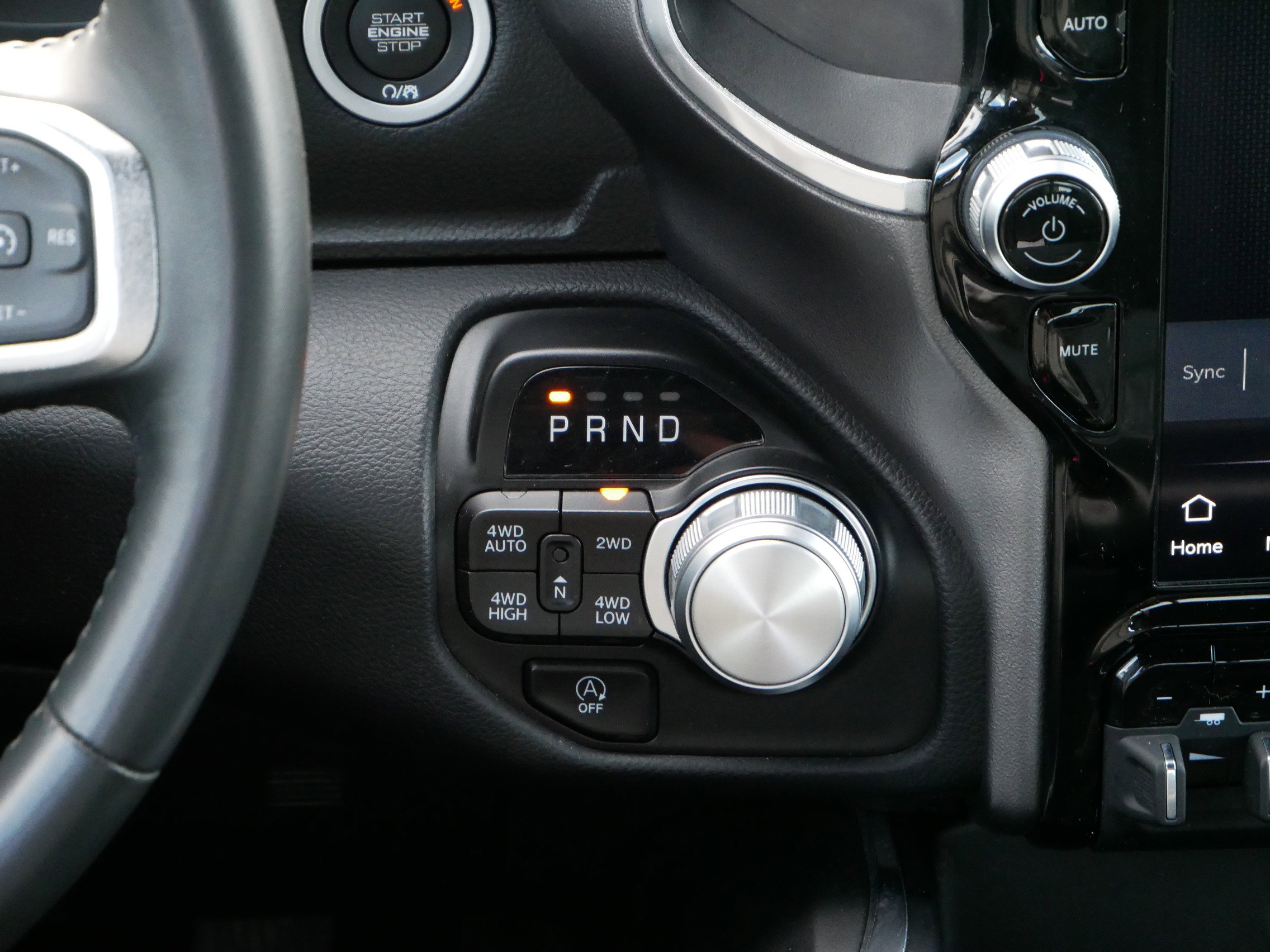 2023 Ram 1500 Laramie photo 15