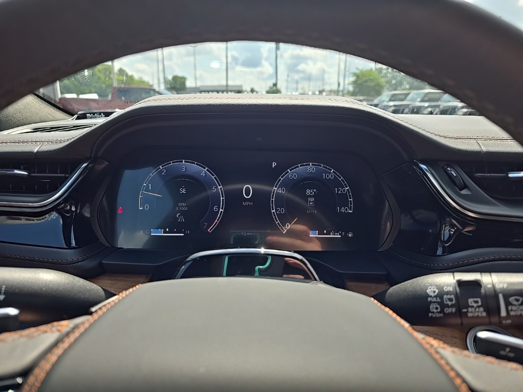 2025 Jeep Grand Cherokee L Summit Reserve photo 18