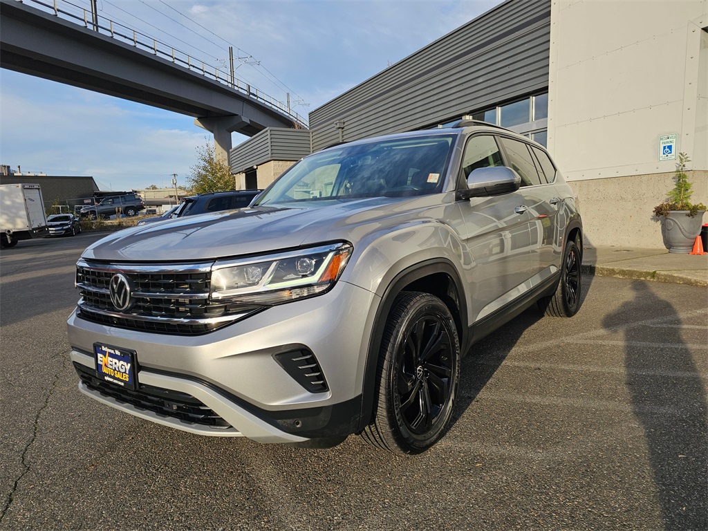 2022 Volkswagen Atlas V6 SE Technology photo 2