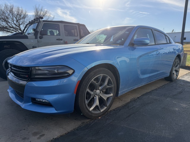 2015 Dodge Charger SXT photo 3