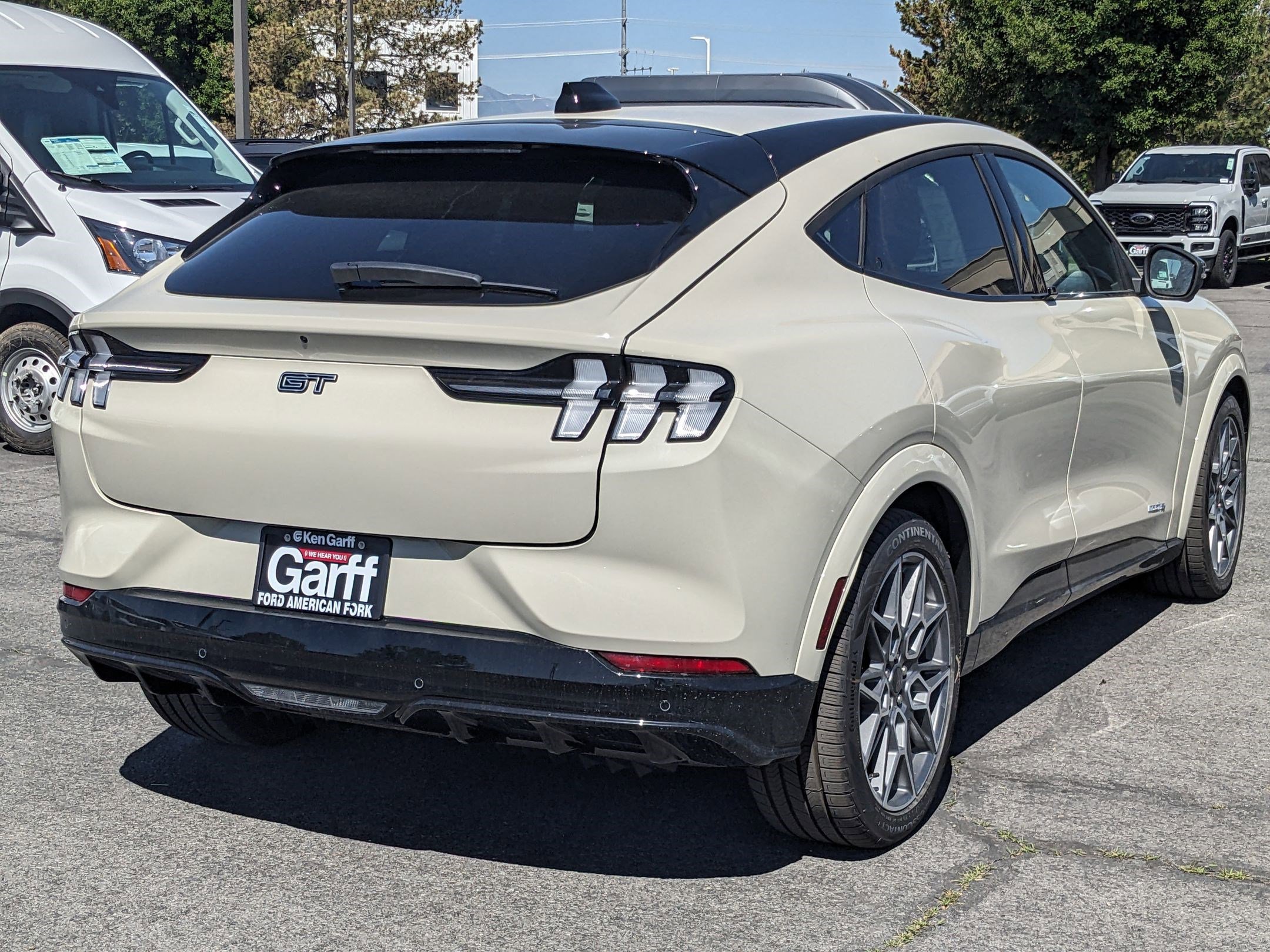 2025 Ford Mustang Mach-E GT photo 3