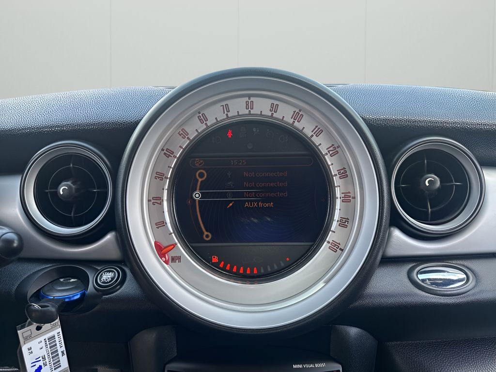 2013 Mini Cooper Base photo 21