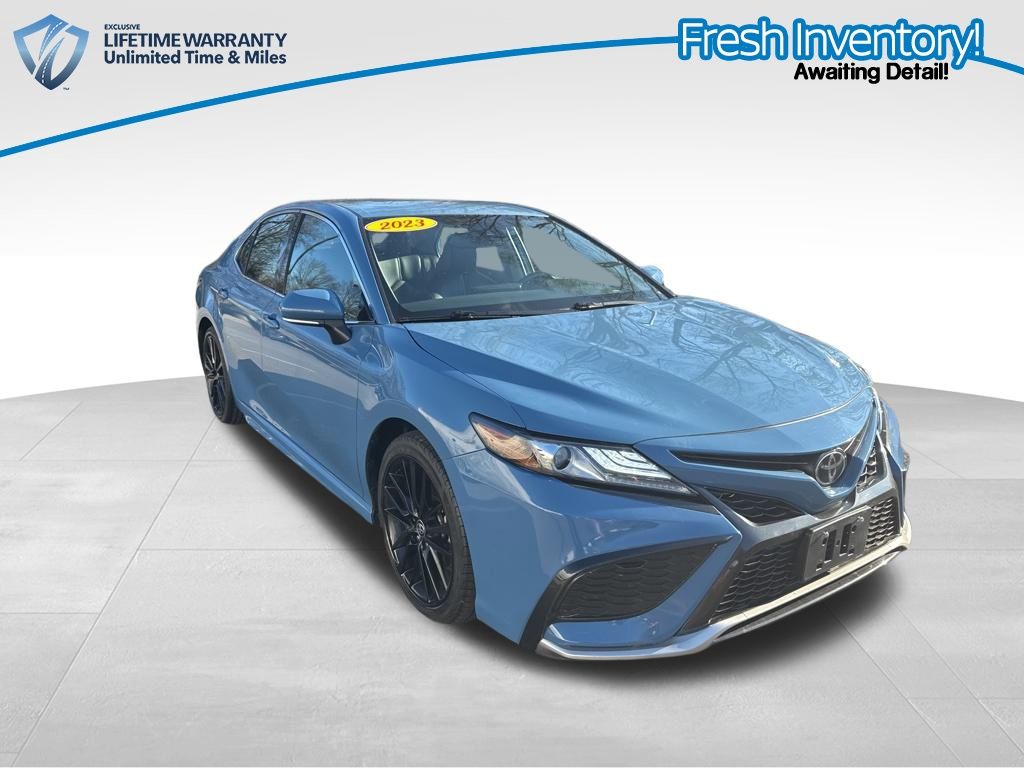 2023 Toyota Camry XSE's photo