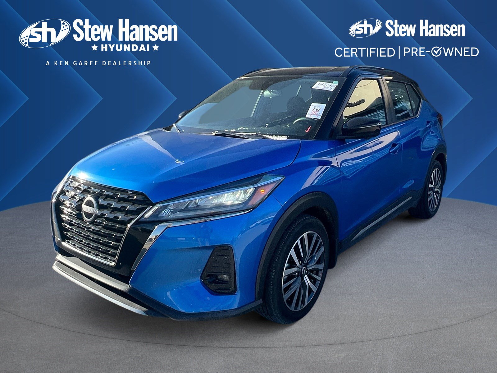 2023 Nissan Kicks SR