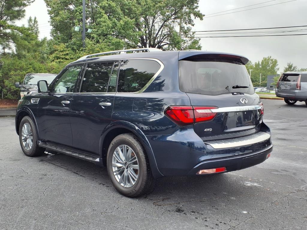 2022 Infiniti QX80 Luxe photo 17