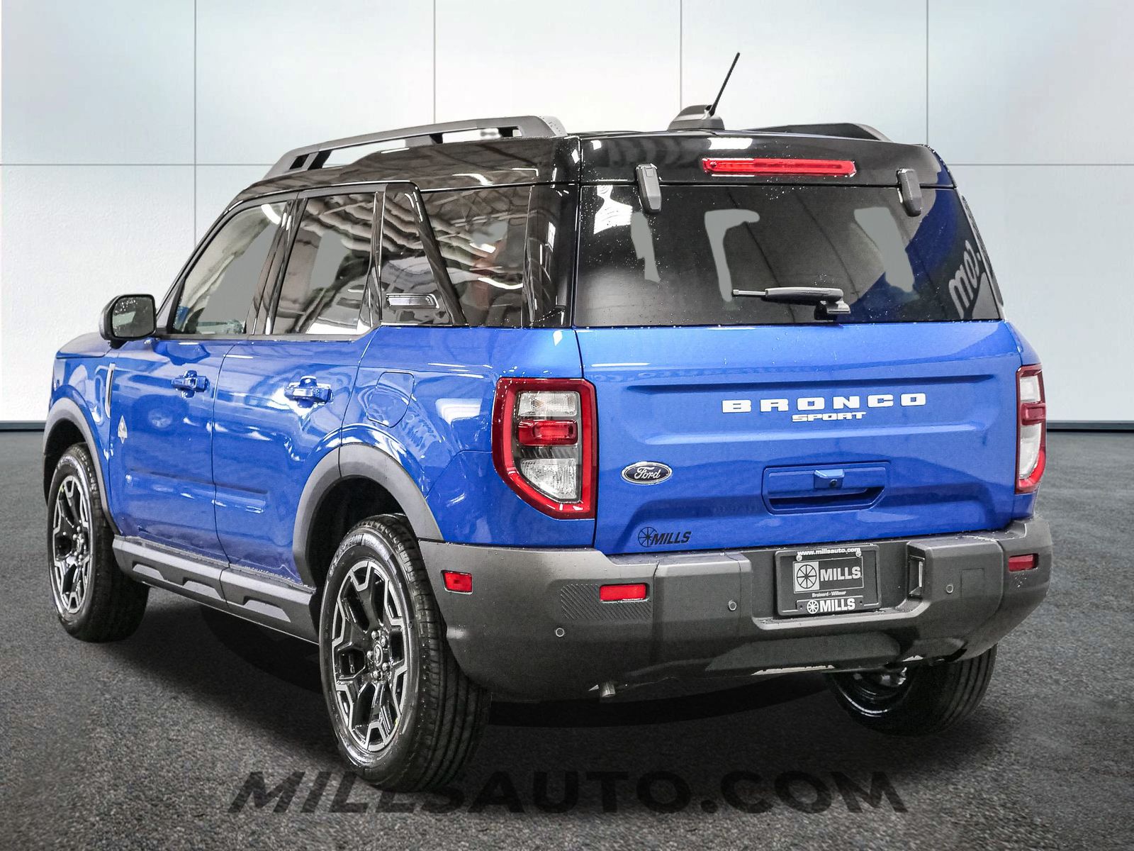 2025 Ford Bronco Sport Outer Banks photo 5