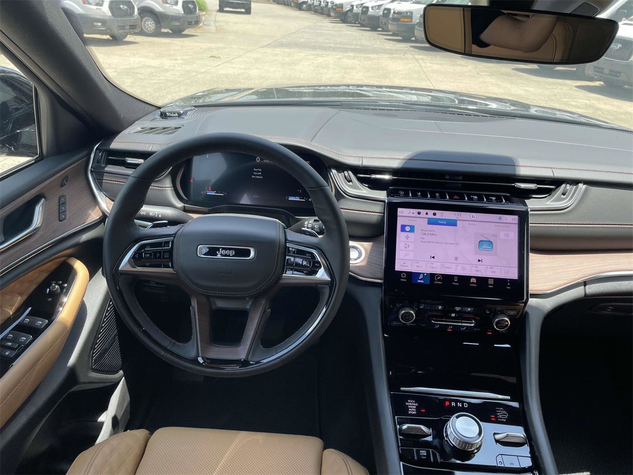 2025 Jeep Grand Cherokee L Summit photo 8