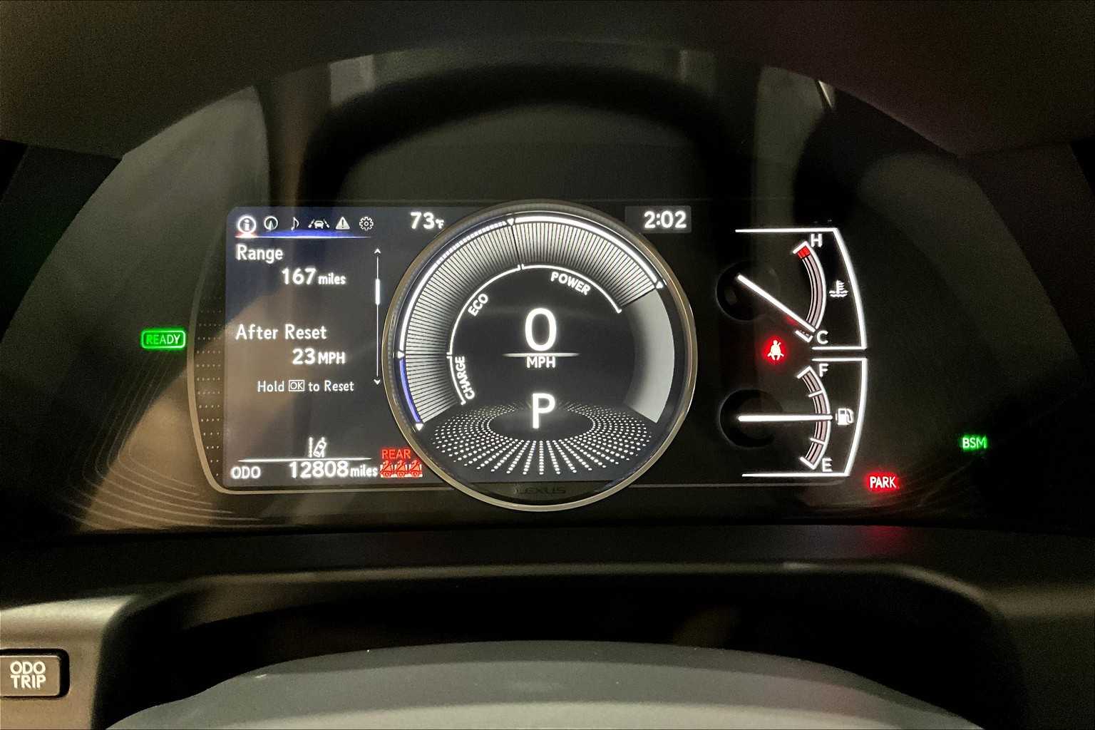 2025 Lexus ES 300h photo 23