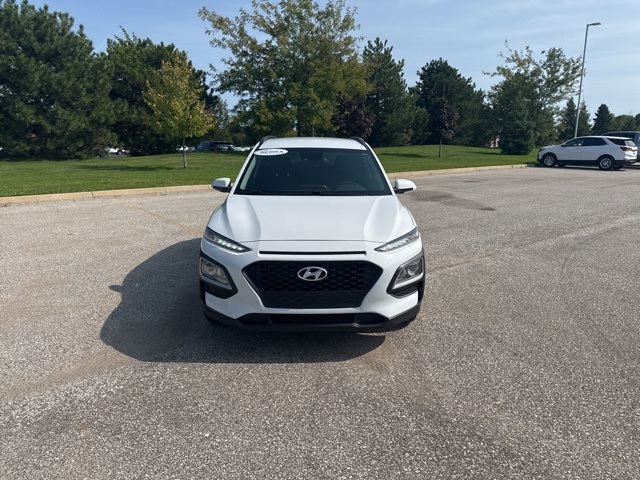 2019 Hyundai Kona SEL photo 2