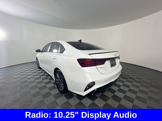 2023 Kia Forte GT-Line photo 5