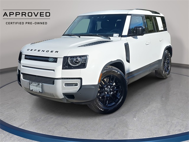 2024 Land Rover Defender S's photo