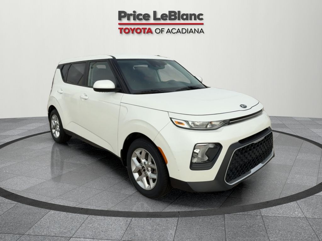 2020 Kia Soul S's photo