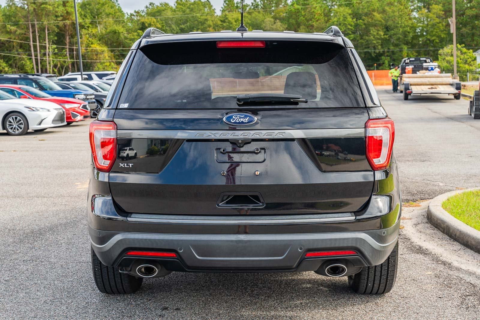 2019 Ford Explorer XLT photo 4