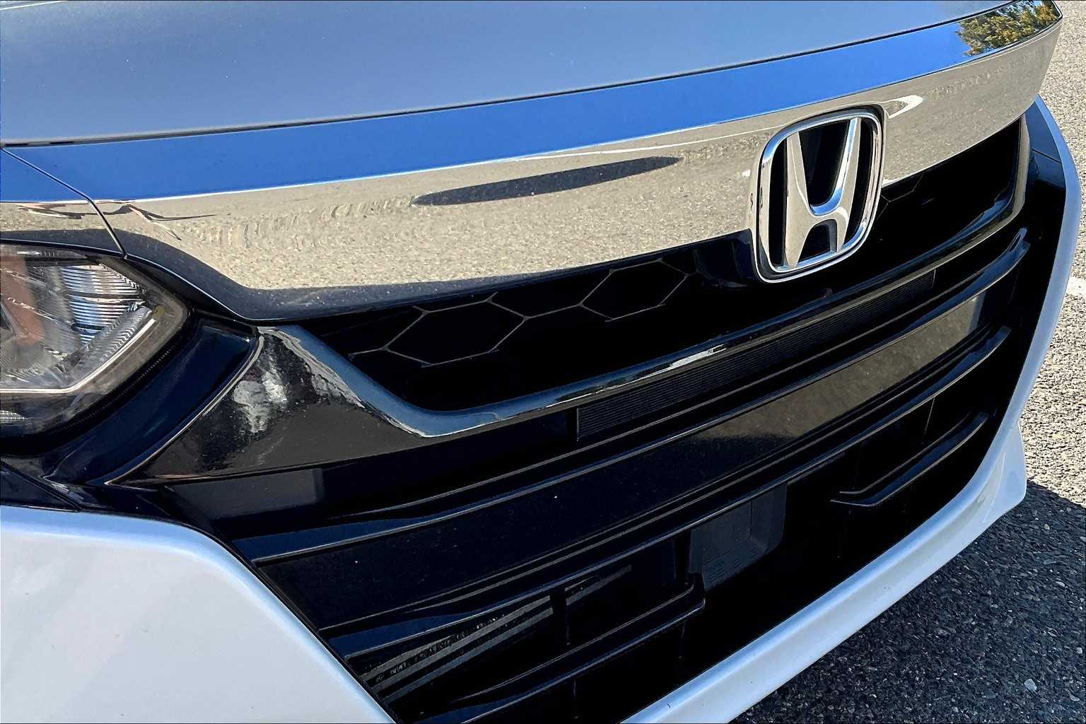 2018 Honda Accord EX 1.5T photo 29