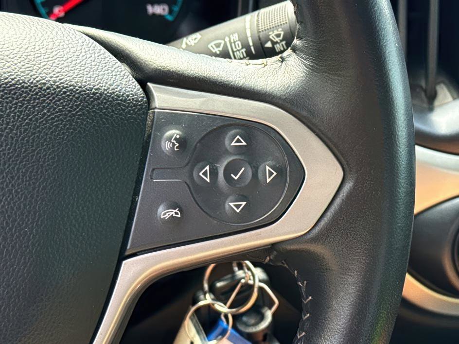 2022 Chevrolet Colorado LT photo 21