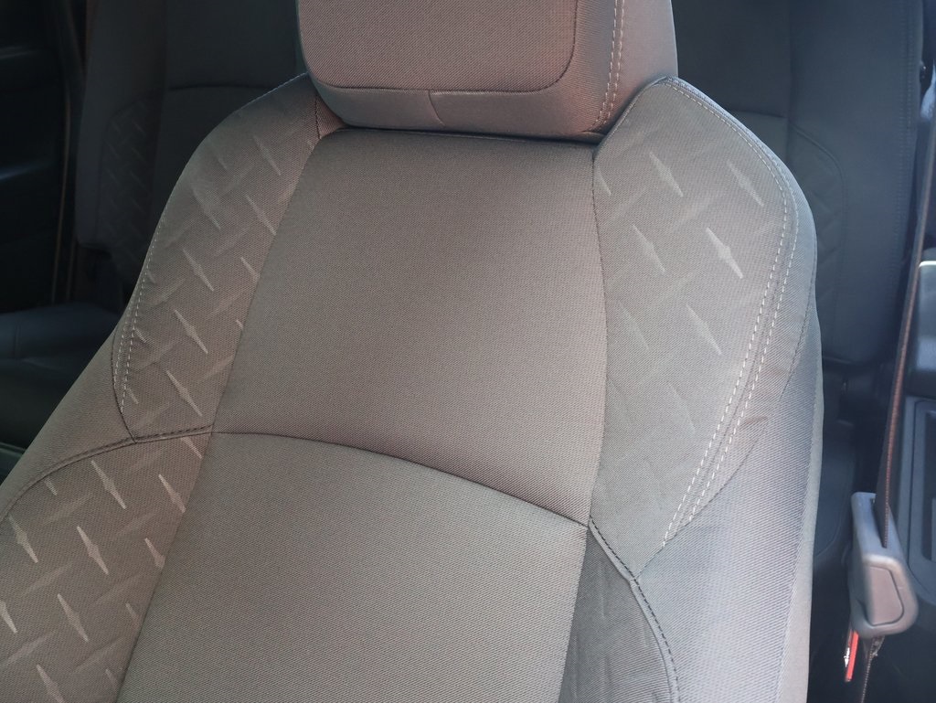 2025 Toyota Tacoma SR5 4x4 Double Cab photo 19